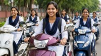 छात्राओं को योगी सरकार का बड़ा तोहफा, 50 हजार मेधावी बेटियों को मिलेगी मुफ्त स्कूटी